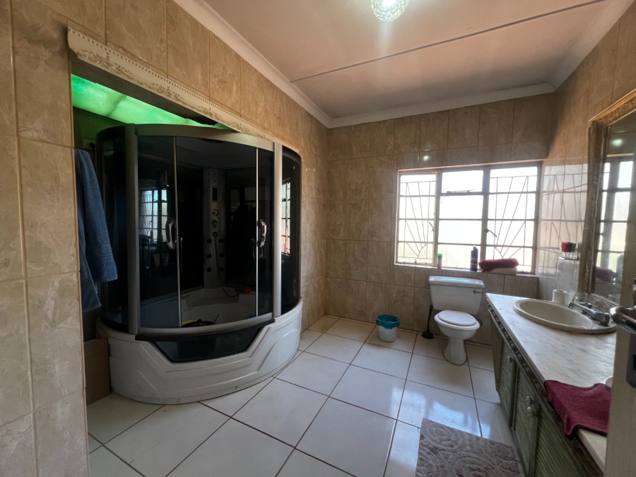 Commercial Property for Sale in De Wildt North West